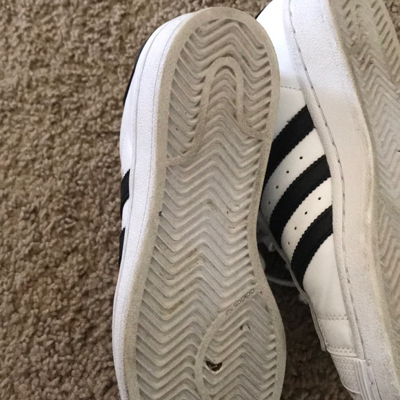 Classic Adidas Superstars - Picture 7 of 7